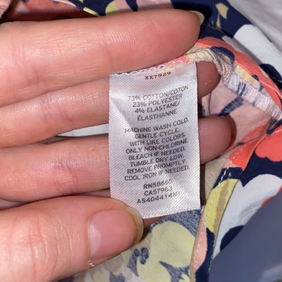 💙1901 Floral Blouse - Picture 4 of 4